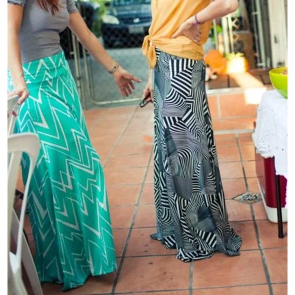 • LulaRoe • Maxi Skirt Chevron Print XXS New - Picture 4 of 4